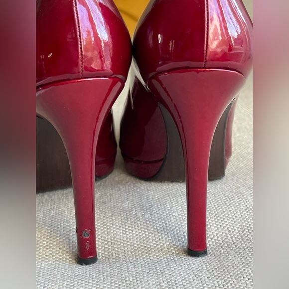 Stuart Weitzman Burgundy / Ruby Red 4” Patent Leather Stiletto Pumps Size 8 - Picture 11 of 16